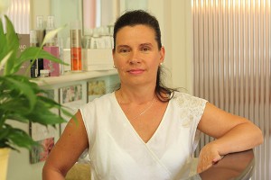 Dombai Katalin kozmetikus mester